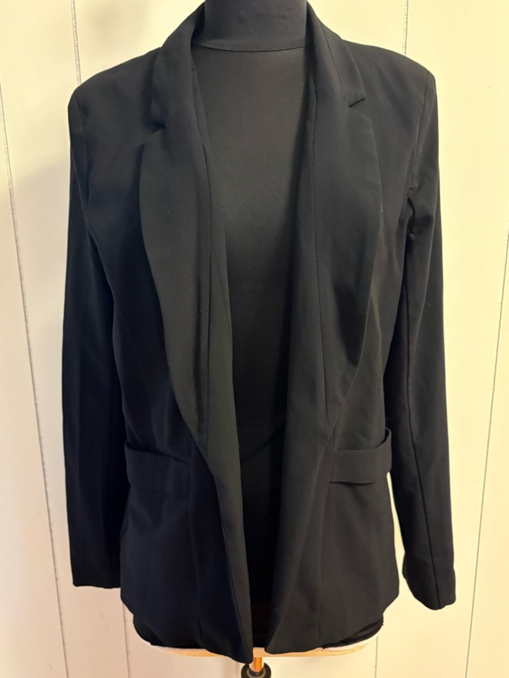 Classic Black Open-Front Blazer with Floral Lining